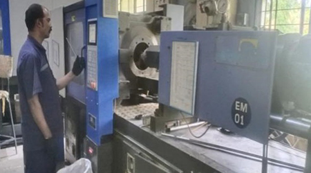 Plastic Molding Shop at Sinnar