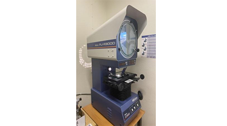 Mitutoyo make Profile Projector