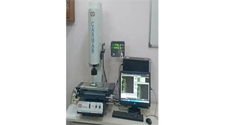 Mitutoyo make Profile Projector